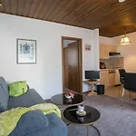 Goebel\'S Ferienhaus Sonnenuhr